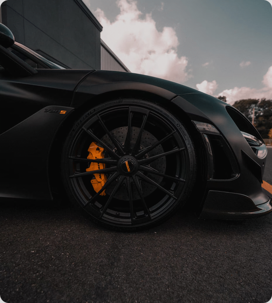 Limousine Service in Toronto Canada - Experience Luxury and Comfort with Sauga Limo